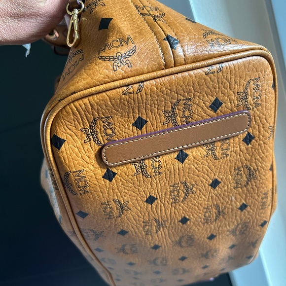 MCM Large Liz Tote - Picture 7 of 7